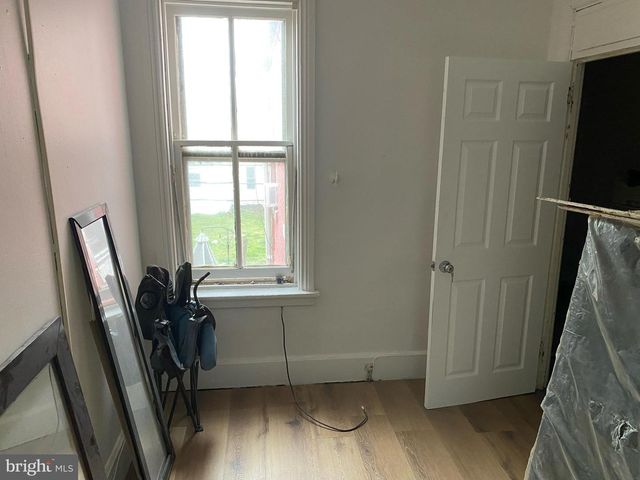 1246 WALNUT ST, Harrisburg, PA 17103