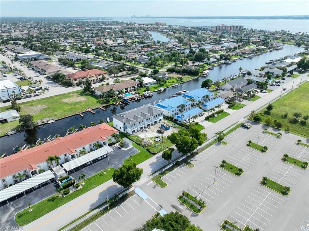 1635 SE 46th LN 102, CAPE CORAL, FL 33904 — photo 2