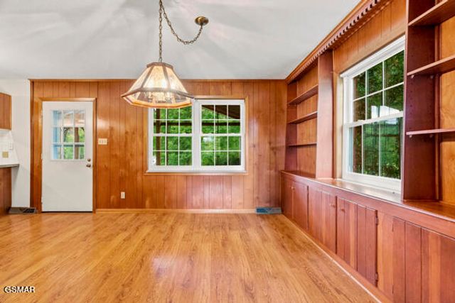406 Montvale Station Road, Maryville, TN 37803