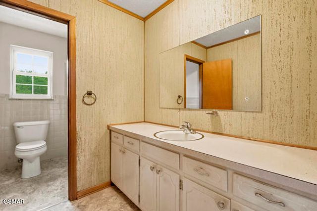 406 Montvale Station Road, Maryville, TN 37803