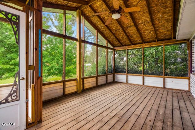 406 Montvale Station Road, Maryville, TN 37803