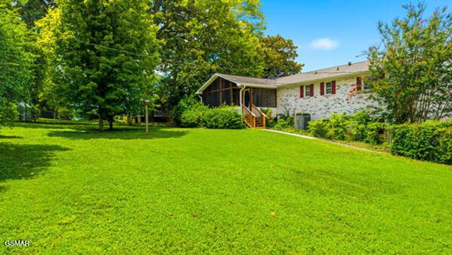 406 Montvale Station Road, Maryville, TN 37803