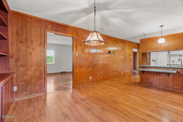 406 Montvale Station Road, Maryville, TN 37803