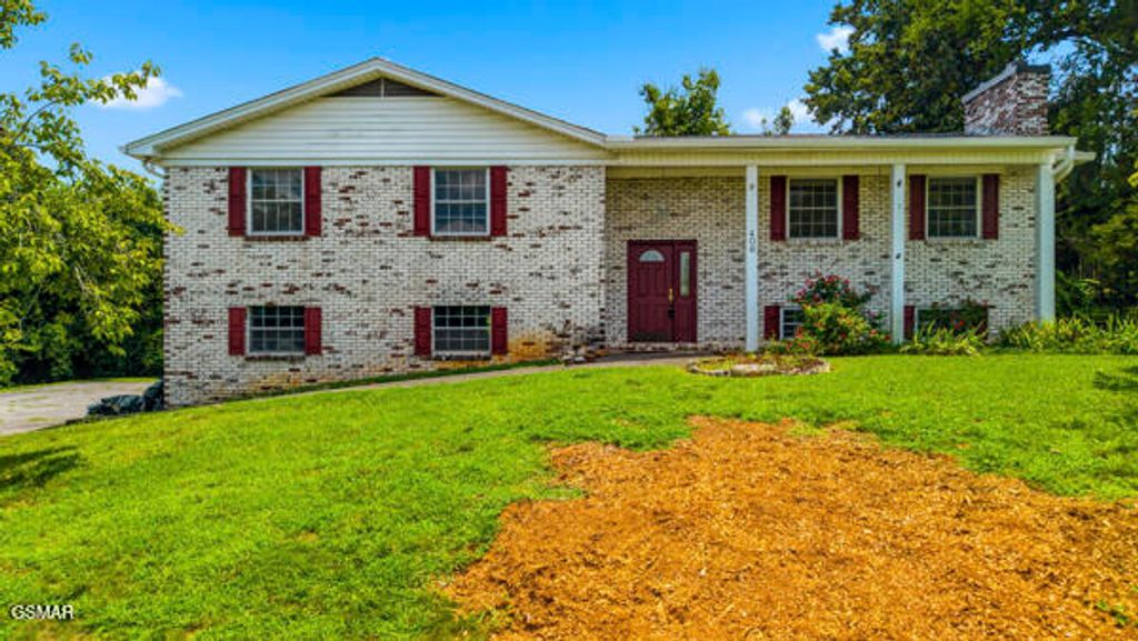 406 Montvale Station Road, Maryville, TN 37803