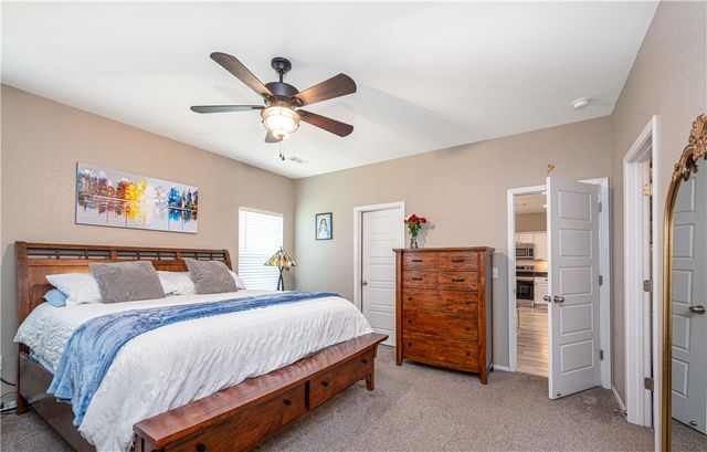 2104 Medford Court, Siloam Springs, AR 72761