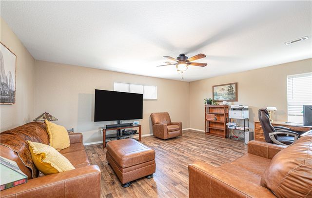 2104 Medford Court, Siloam Springs, AR 72761