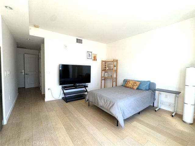 400 S Broadway 1309, Los Angeles, CA 90013