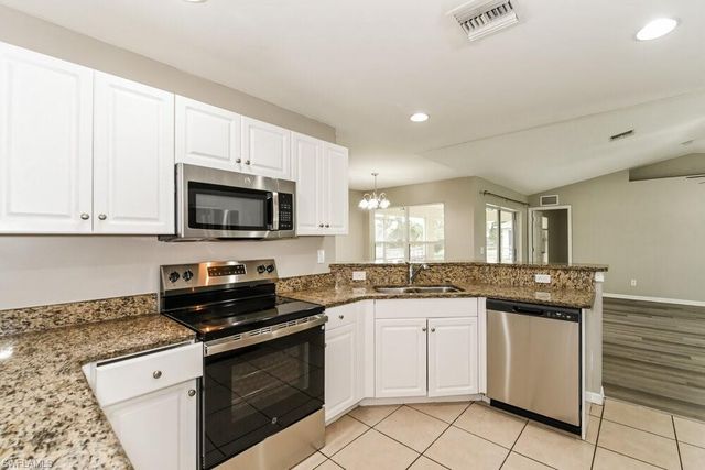 3608 5th ST SW, Lehigh Acres, FL 33976