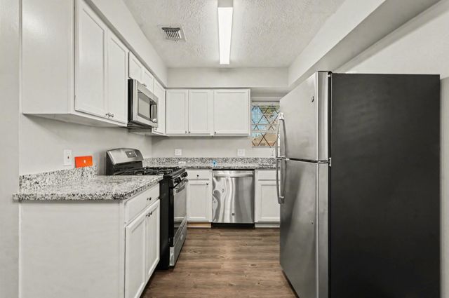 3453 Pine Lane, Deer Park, TX 77536