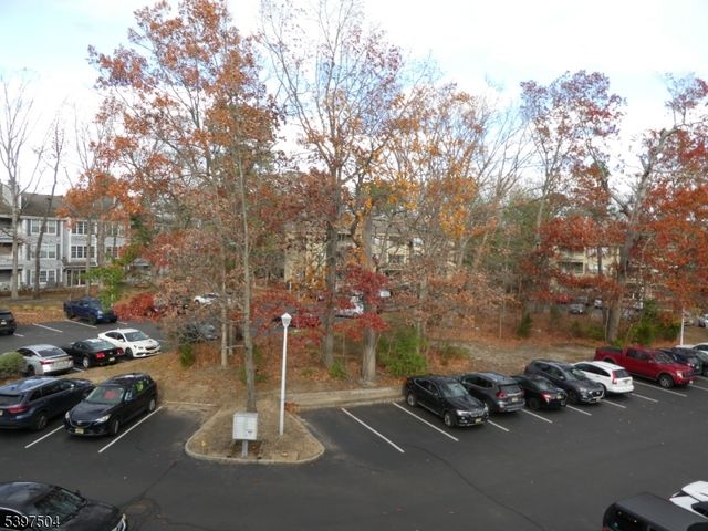 1109 Stoneridge Cir 09, Helmetta Boro, NJ 08828