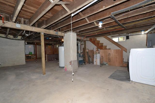 25 Hazel Street, Central Islip, NY 11722