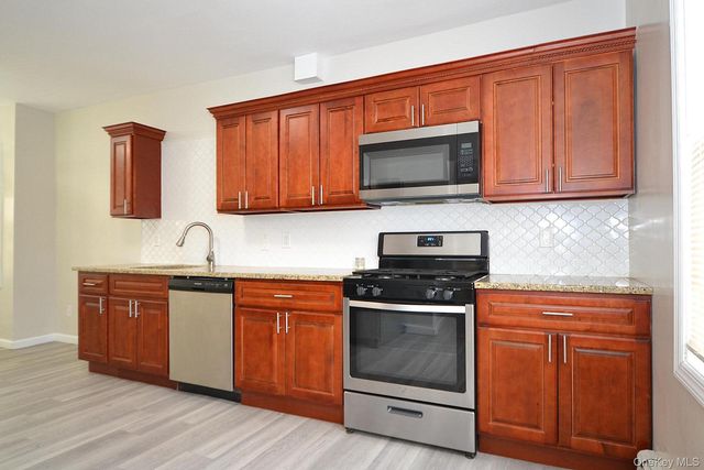 25 Hazel Street, Central Islip, NY 11722