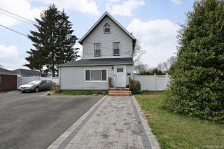 25 Hazel Street, Central Islip, NY 11722