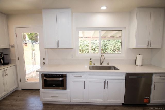 11394 Almazon St, San Diego, CA 92129