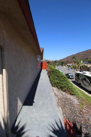11394 Almazon St, San Diego, CA 92129