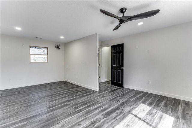 2969 S Davidson St, Wichita, KS 67210