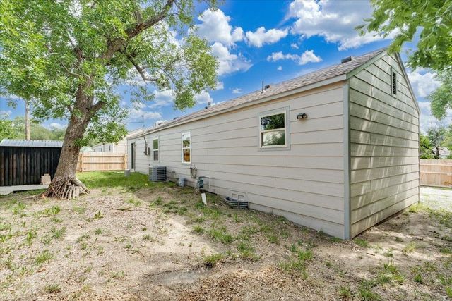 2969 S Davidson St, Wichita, KS 67210