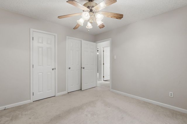 106 Wedgewood Avenue, Hitchcock, TX 77563