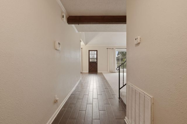 106 Wedgewood Avenue, Hitchcock, TX 77563