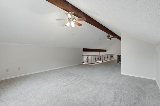 106 Wedgewood Avenue, Hitchcock, TX 77563