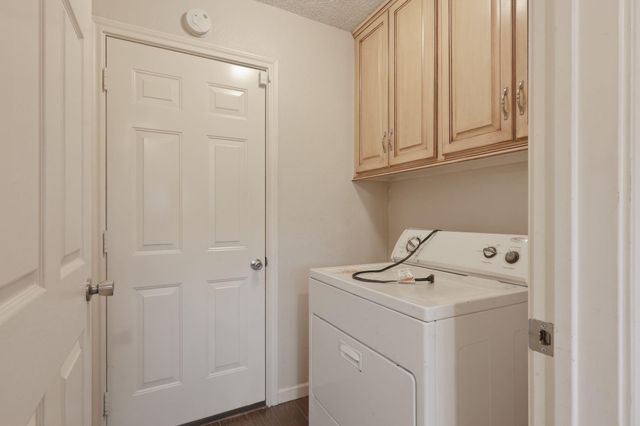 106 Wedgewood Avenue, Hitchcock, TX 77563