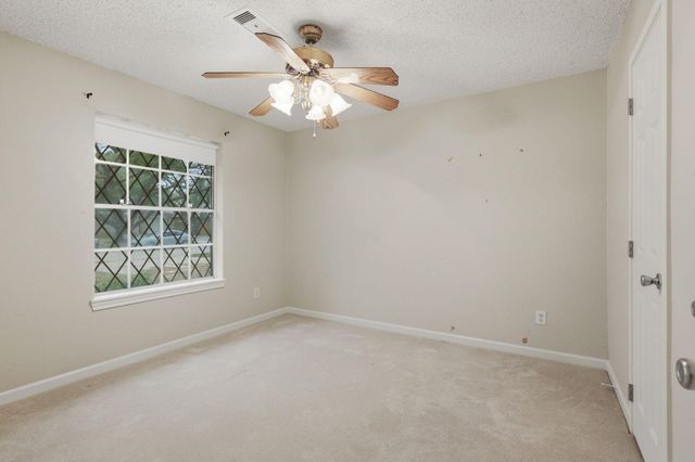 106 Wedgewood Avenue, Hitchcock, TX 77563