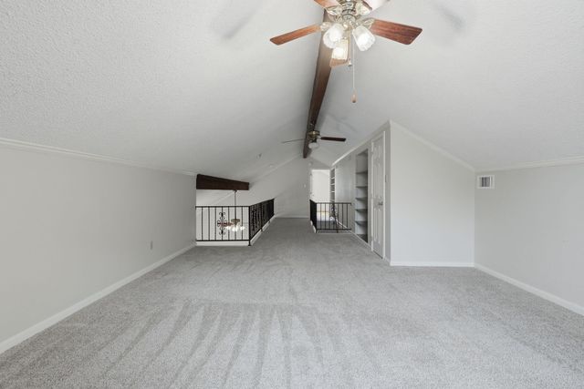 106 Wedgewood Avenue, Hitchcock, TX 77563