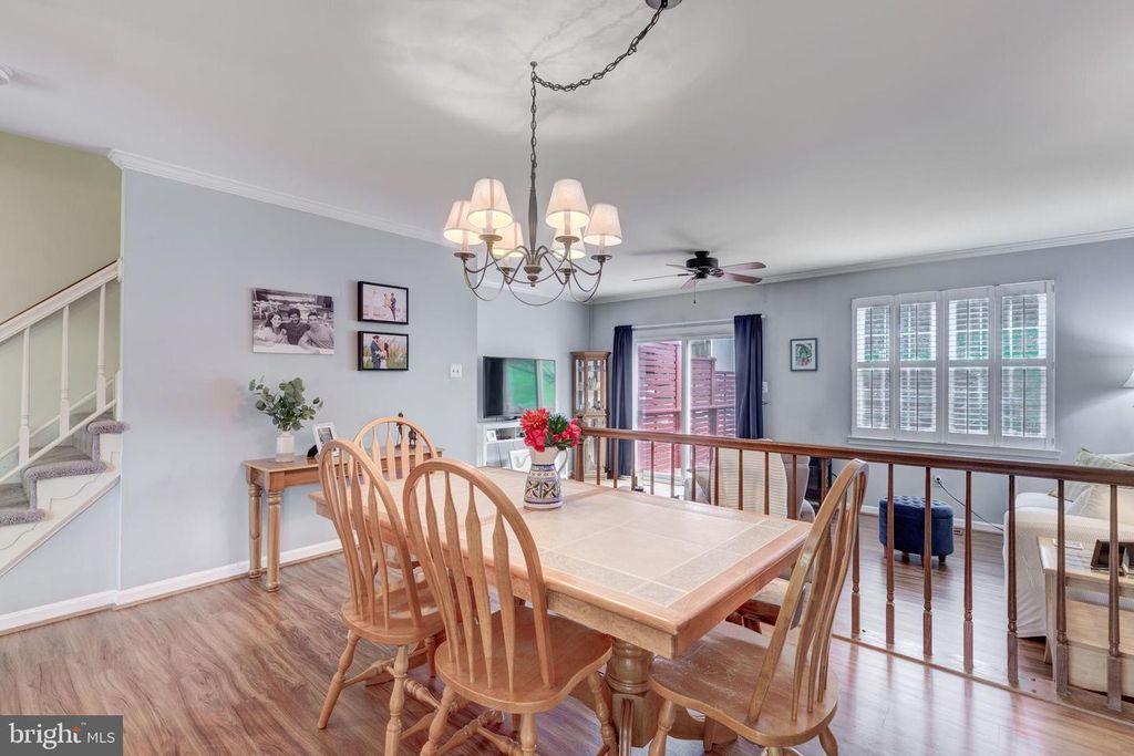 Image 22 of property listing at 534 CONGRESSIONAL DR, Westminster, MD 21158