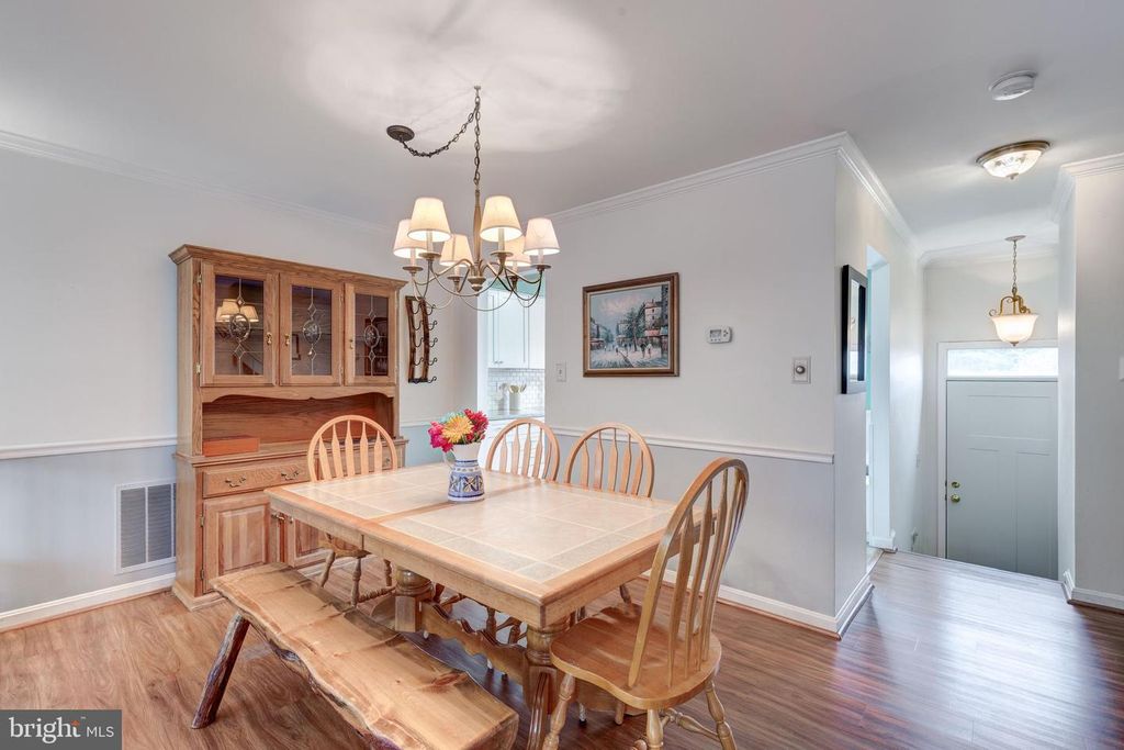 Image 24 of property listing at 534 CONGRESSIONAL DR, Westminster, MD 21158