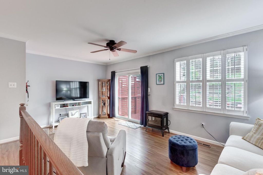 Image 26 of property listing at 534 CONGRESSIONAL DR, Westminster, MD 21158