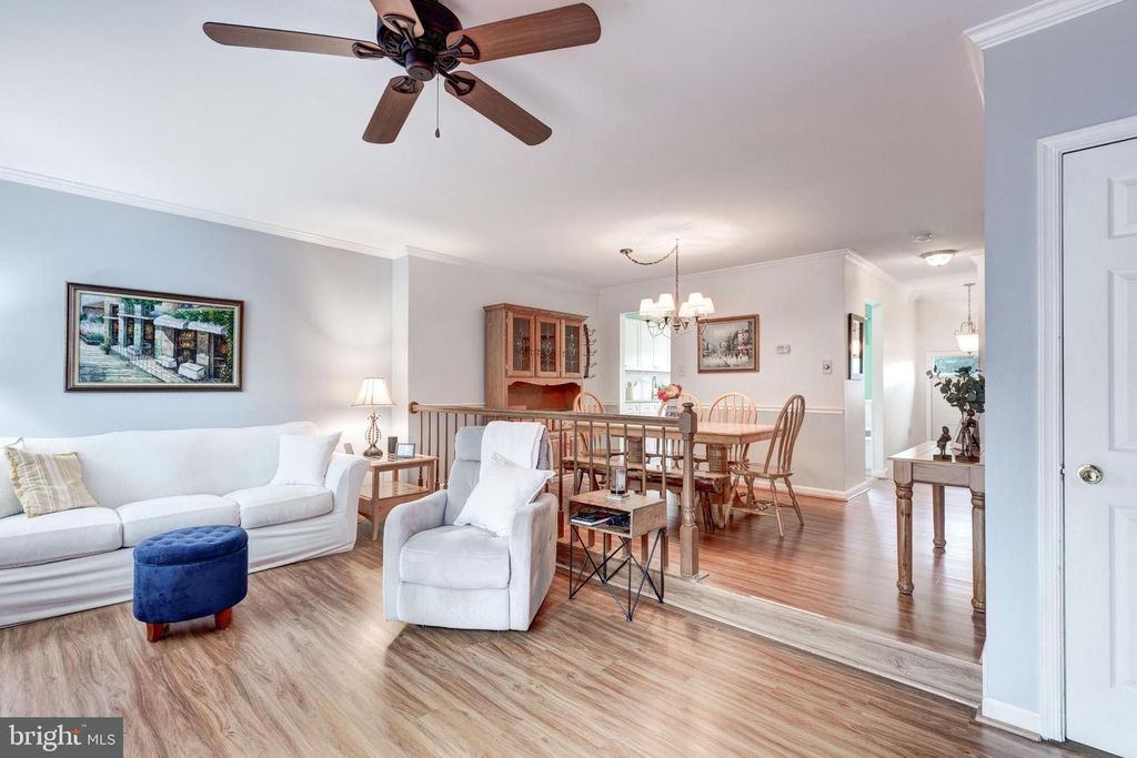 Image 28 of property listing at 534 CONGRESSIONAL DR, Westminster, MD 21158