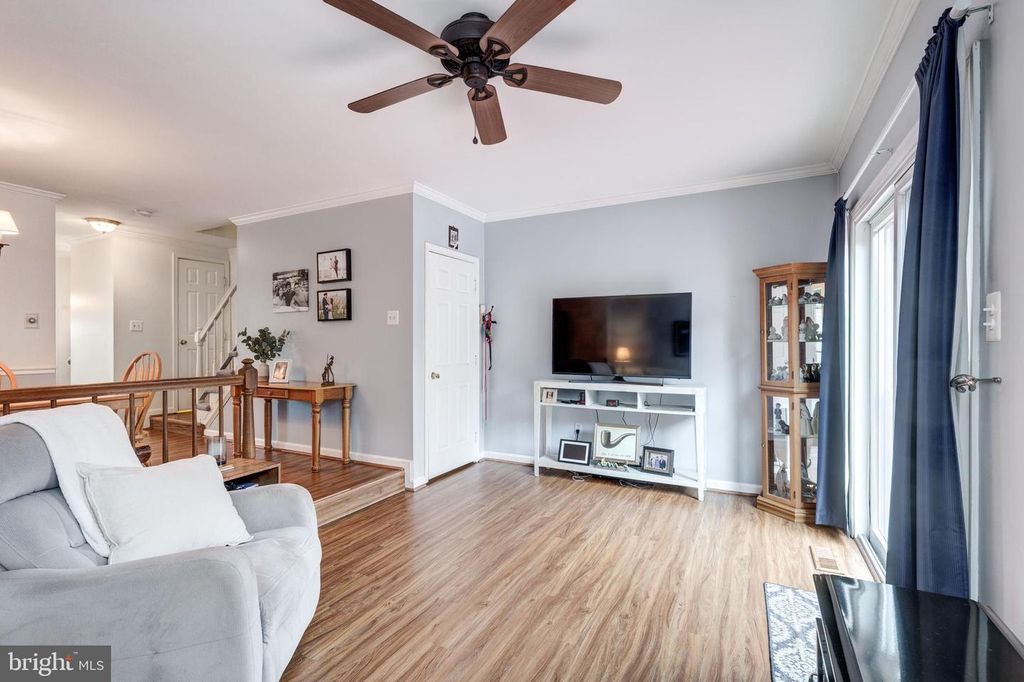 Image 29 of property listing at 534 CONGRESSIONAL DR, Westminster, MD 21158