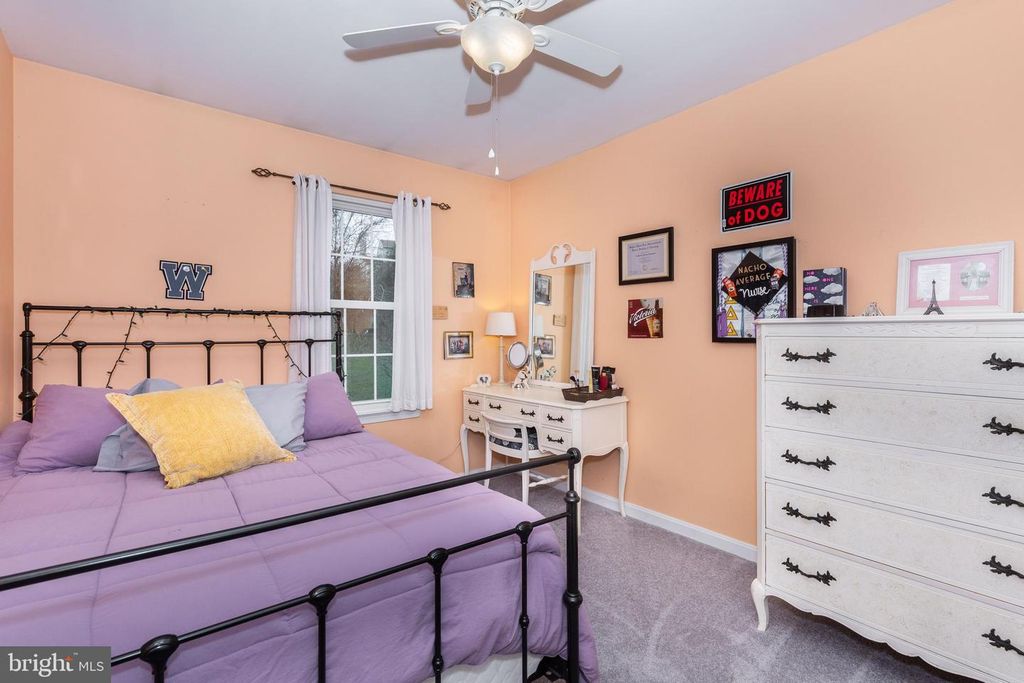 Image 41 of property listing at 534 CONGRESSIONAL DR, Westminster, MD 21158