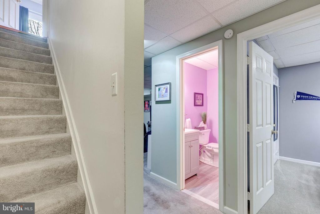 Image 44 of property listing at 534 CONGRESSIONAL DR, Westminster, MD 21158