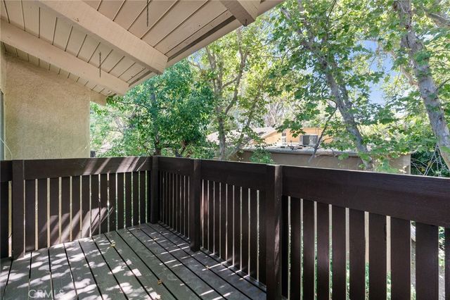 18350 Hatteras Street 267, Tarzana, CA 91356