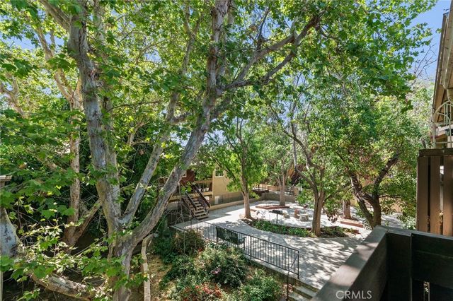 18350 Hatteras Street 267, Tarzana, CA 91356