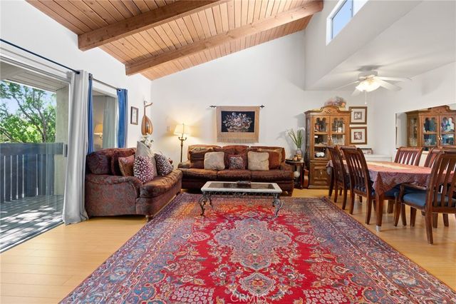 18350 Hatteras Street 267, Tarzana, CA 91356