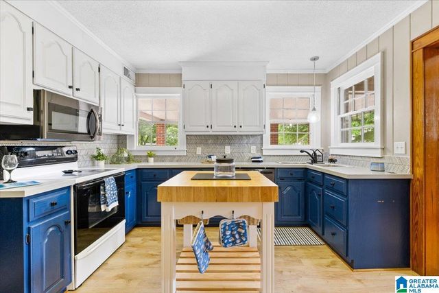 903 5TH AVENUE, Clanton, AL 35045