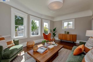 3211 Madison St, Alameda, CA 94501