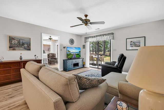 130 Berry Tree Ln., Conway, SC 29526