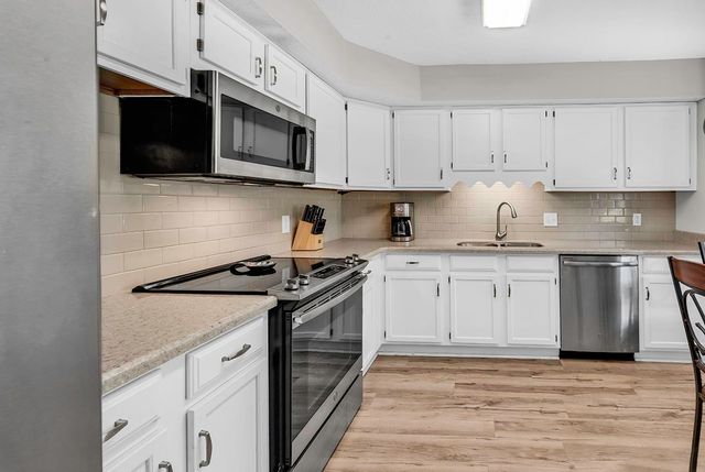 130 Berry Tree Ln., Conway, SC 29526