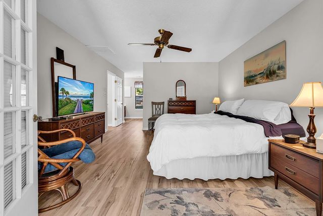 130 Berry Tree Ln., Conway, SC 29526