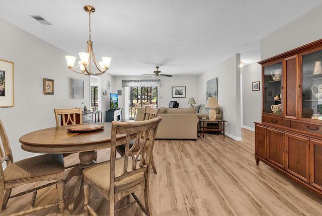 130 Berry Tree Ln., Conway, SC 29526