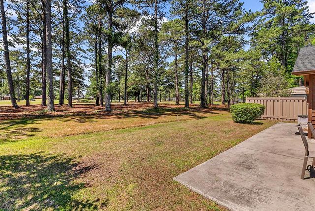 130 Berry Tree Ln., Conway, SC 29526