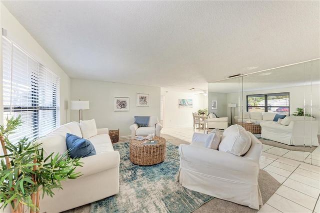 3114 LOCKWOOD LAKE CIRCLE, Sarasota, FL 34234