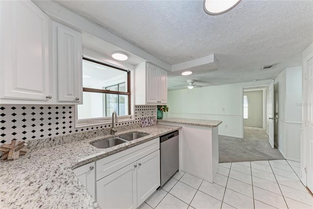 3114 LOCKWOOD LAKE CIRCLE, Sarasota, FL 34234