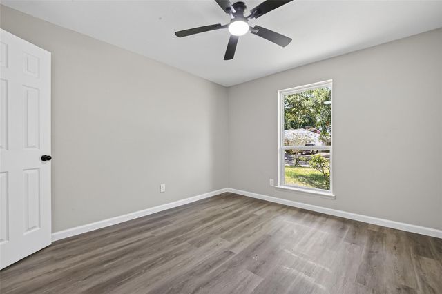 14814 Mcleod Drive, Houston, TX 77060