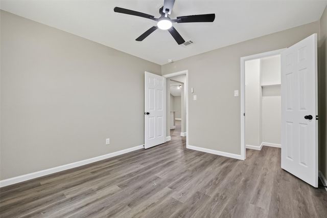 14814 Mcleod Drive, Houston, TX 77060