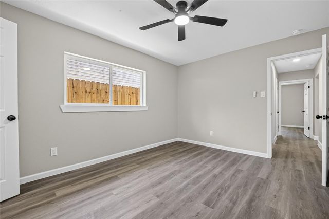 14814 Mcleod Drive, Houston, TX 77060