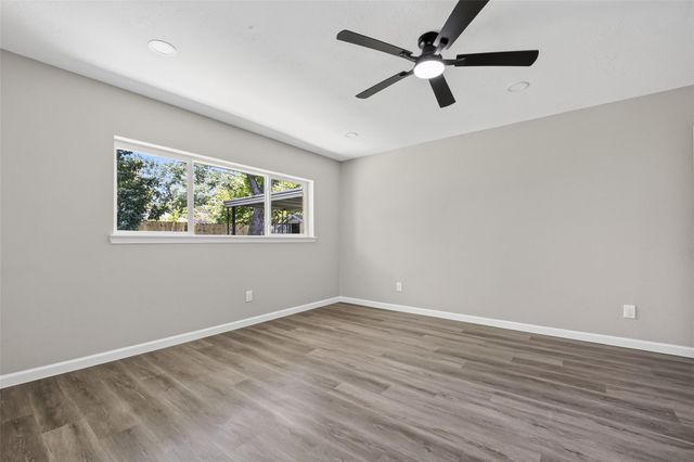 14814 Mcleod Drive, Houston, TX 77060